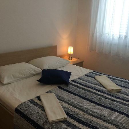 Apartment Bracic Vodice Bagian luar foto
