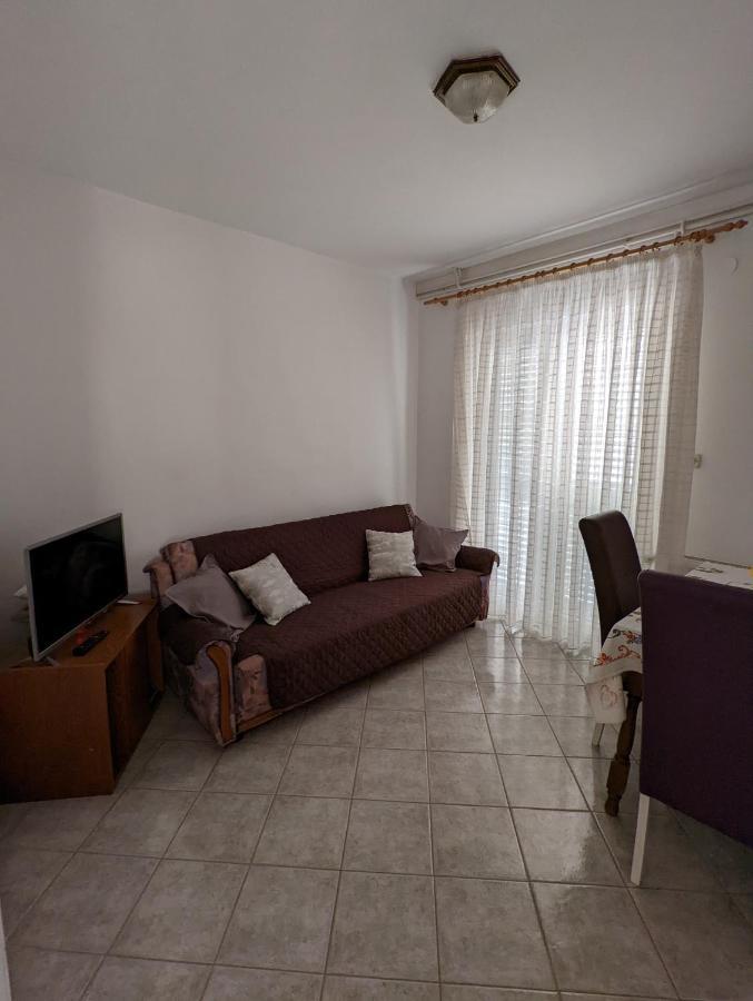 Apartment Bracic Vodice Bagian luar foto