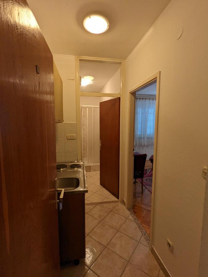 Apartment Bracic Vodice Bagian luar foto