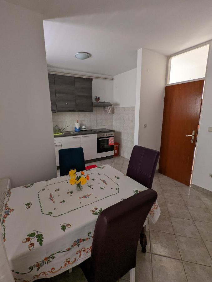 Apartment Bracic Vodice Bagian luar foto