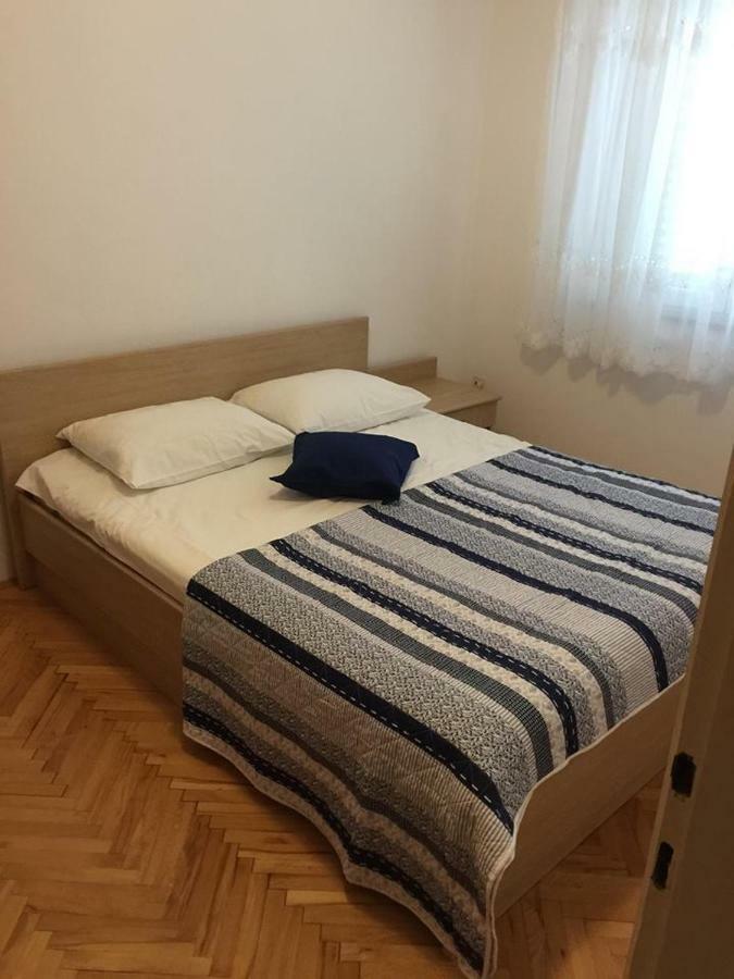 Apartment Bracic Vodice Bagian luar foto